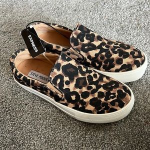 Leopard Steve Madden’s
